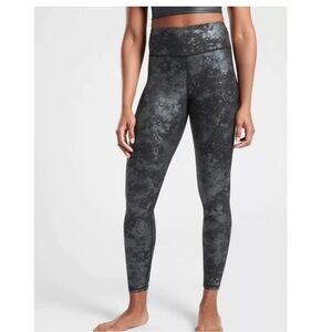 Athleta Elation Tight Misty Black Lace Large